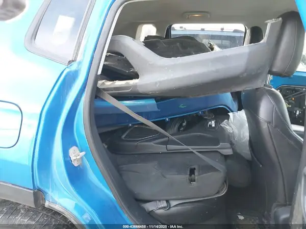 3C4NJDBB8JT253273 2018 JEEP COMPASS - Image 8