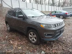 3C4NJDBB8JT256948 2018 JEEP COMPASS