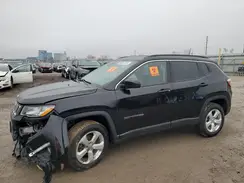 3C4NJDBB8JT261695 2018 JEEP COMPASS