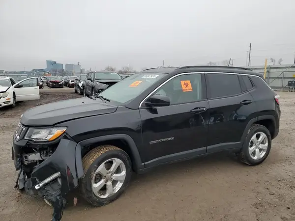 3C4NJDBB8JT261695 2018 JEEP COMPASS - Image 1