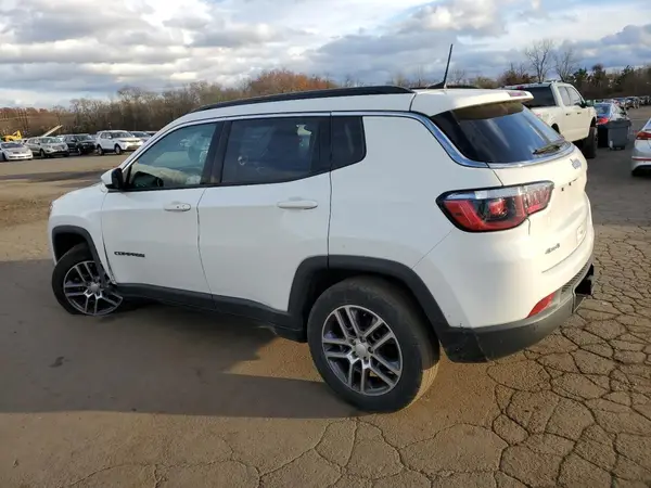 3C4NJDBB8JT262197 2018 JEEP COMPASS - Image 2