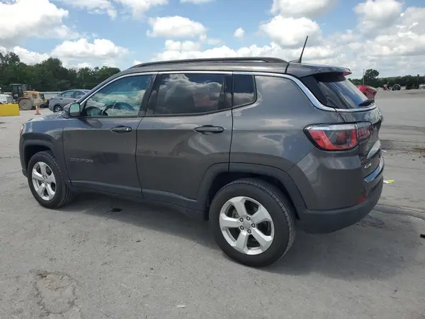 3C4NJDBB8JT270851 2018 JEEP COMPASS - Image 2