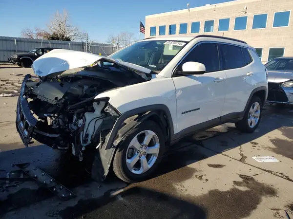 3C4NJDBB8JT283163 2018 JEEP COMPASS