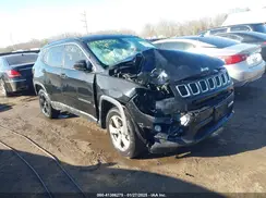 3C4NJDBB8JT284412 2018 JEEP COMPASS