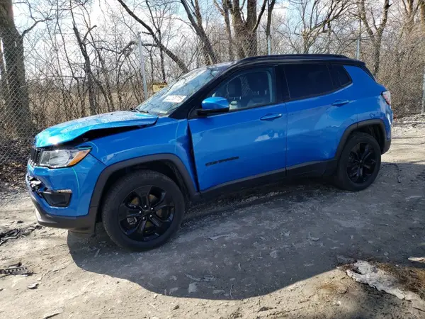3C4NJDBB8JT304206 2018 JEEP COMPASS - Image 1