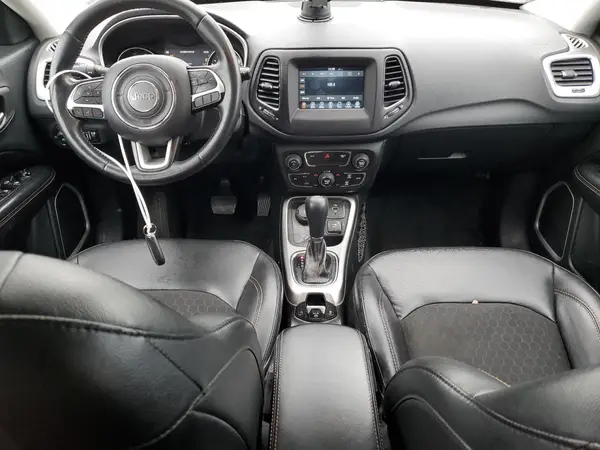 3C4NJDBB8JT313665 2018 JEEP COMPASS - Image 8