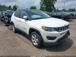 3C4NJDBB8JT326318 2018 JEEP COMPASS