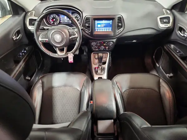 3C4NJDBB8JT336363 2018 JEEP COMPASS - Image 8