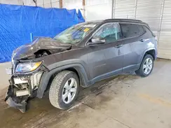 3C4NJDBB8JT349985 2018 JEEP COMPASS