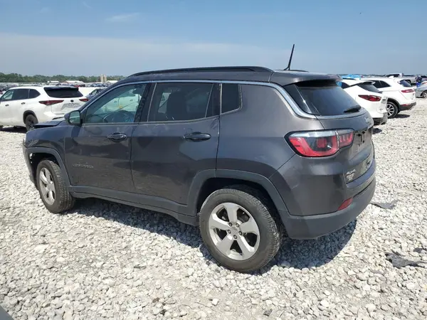 3C4NJDBB8JT360887 2018 JEEP COMPASS - Image 2