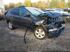 3C4NJDBB8JT366401 2018 JEEP COMPASS