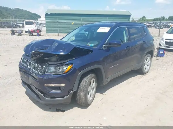 3C4NJDBB8JT373381 2018 JEEP COMPASS - Image 2