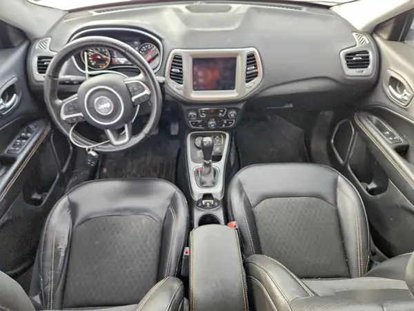 3C4NJDBB8JT392772 2018 JEEP COMPASS - Image 8