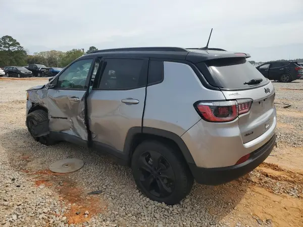 3C4NJDBB8JT395283 2018 JEEP COMPASS - Image 2