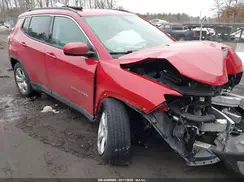 3C4NJDBB8JT401101 2018 JEEP COMPASS