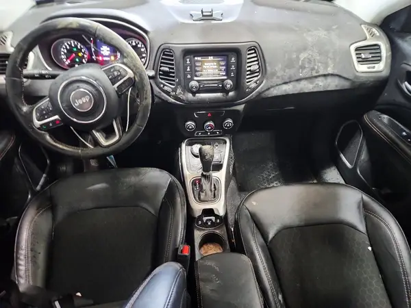 3C4NJDBB8JT403611 2018 JEEP COMPASS - Image 8