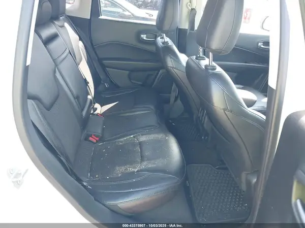 3C4NJDBB8JT416701 2018 JEEP COMPASS - Image 8