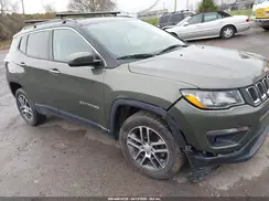 3C4NJDBB8JT441467 2018 JEEP COMPASS