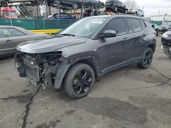 3C4NJDBB8JT453120 2018 JEEP COMPASS - Image 1