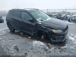 3C4NJDBB8JT453408 2018 JEEP COMPASS