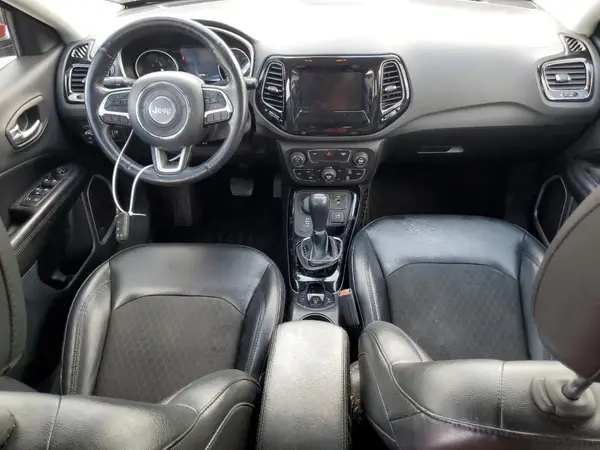 3C4NJDBB8JT453571 2018 JEEP COMPASS - Image 8