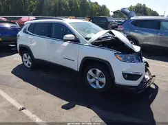 3C4NJDBB8JT455000 2018 JEEP COMPASS
