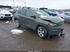 3C4NJDBB8JT457412 2018 JEEP COMPASS