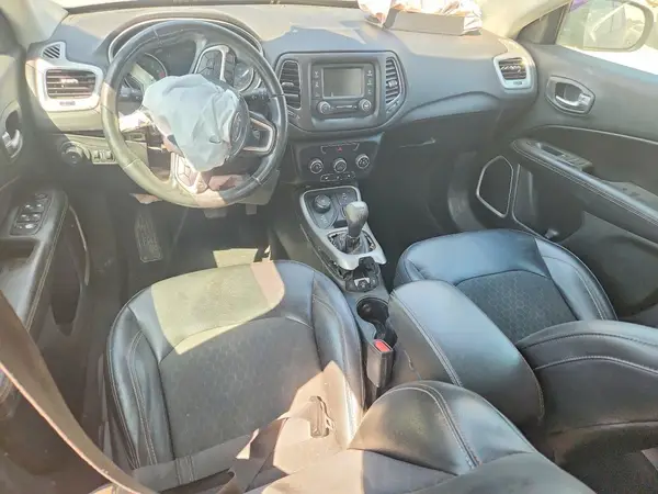 3C4NJDBB8JT481449 2018 JEEP COMPASS - Image 8