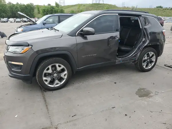 3C4NJDBB8JT484982 2018 JEEP COMPASS - Image 1