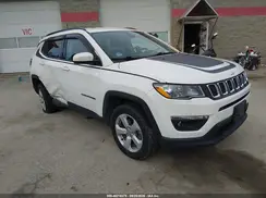 3C4NJDBB8JT492452 2018 JEEP COMPASS
