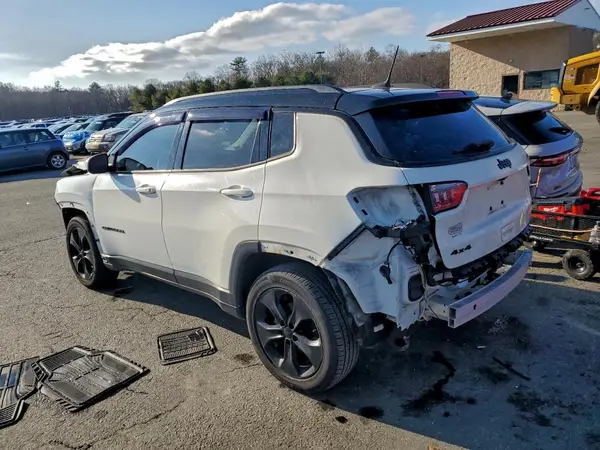 3C4NJDBB8KT593086 2019 JEEP COMPASS - Image 2