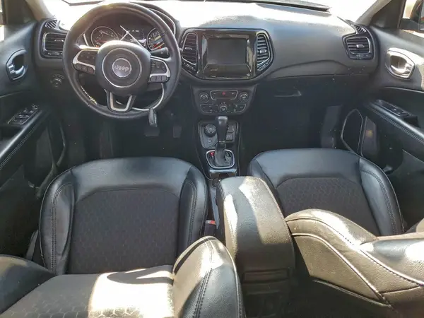 3C4NJDBB8KT593086 2019 JEEP COMPASS - Image 8