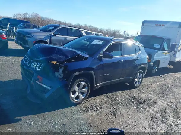 3C4NJDBB8KT597395 2019 JEEP COMPASS - Image 2