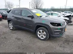 3C4NJDBB8KT598496 2019 JEEP COMPASS