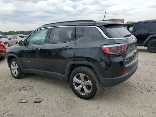3C4NJDBB8KT600778 2019 JEEP COMPASS - Image 2