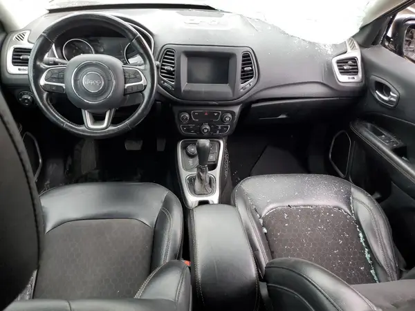 3C4NJDBB8KT600778 2019 JEEP COMPASS - Image 8