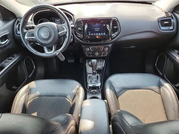 3C4NJDBB8KT621226 2019 JEEP COMPASS - Image 8