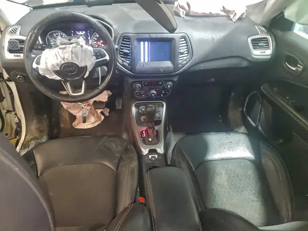 3C4NJDBB8KT628466 2019 JEEP COMPASS - Image 8