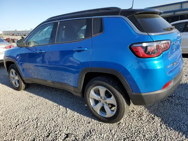 3C4NJDBB8KT629097 2019 JEEP COMPASS - Image 2