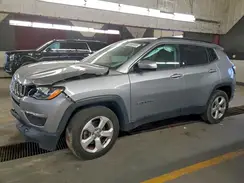 3C4NJDBB8KT641539 2019 JEEP COMPASS