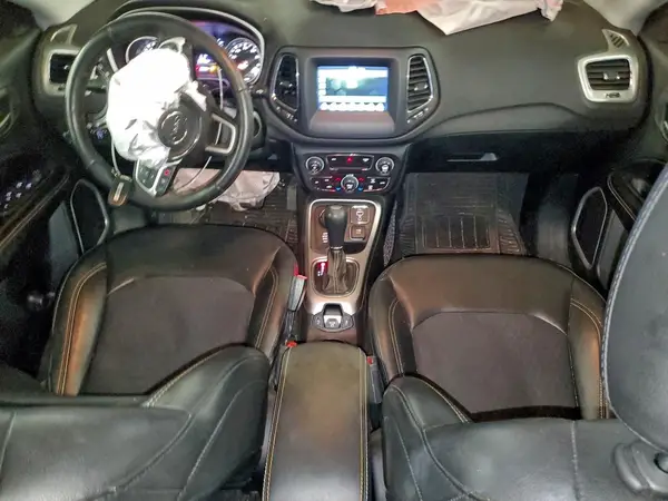 3C4NJDBB8KT641539 2019 JEEP COMPASS - Image 8