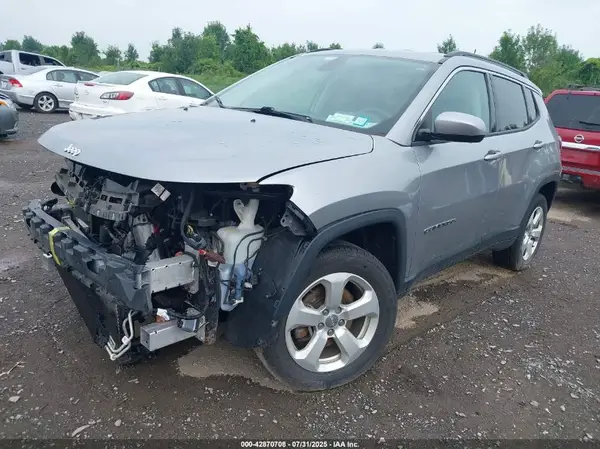 3C4NJDBB8KT656459 2019 JEEP COMPASS - Image 2