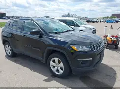 3C4NJDBB8KT671835 2019 JEEP COMPASS