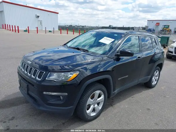3C4NJDBB8KT671835 2019 JEEP COMPASS - Image 2