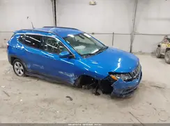 3C4NJDBB8KT682463 2019 JEEP COMPASS