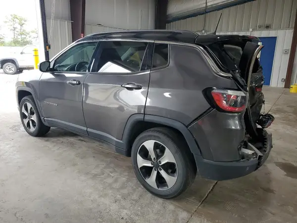 3C4NJDBB8KT689381 2019 JEEP COMPASS - Image 2