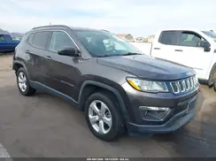 3C4NJDBB8KT689588 2019 JEEP COMPASS