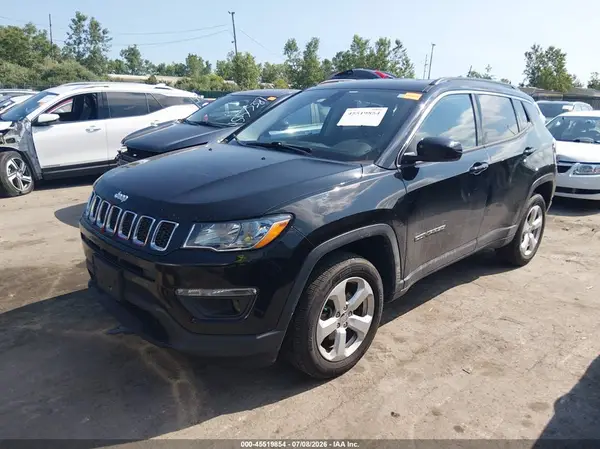 3C4NJDBB8KT696430 2019 JEEP COMPASS - Image 2