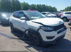 3C4NJDBB8KT713128 2019 JEEP COMPASS