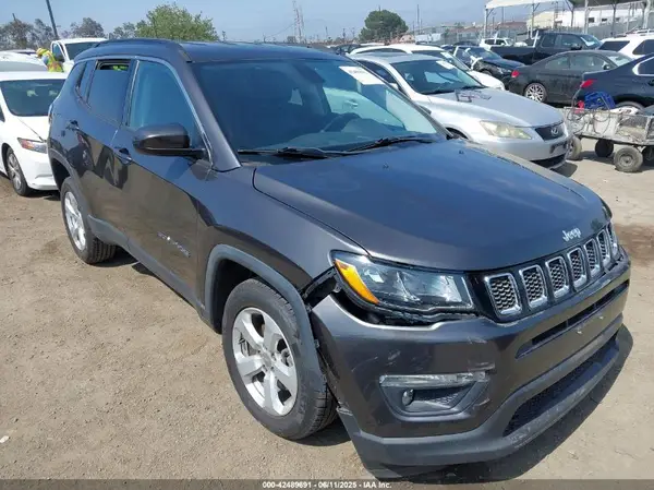 3C4NJDBB8KT729491 2019 JEEP COMPASS - Image 1